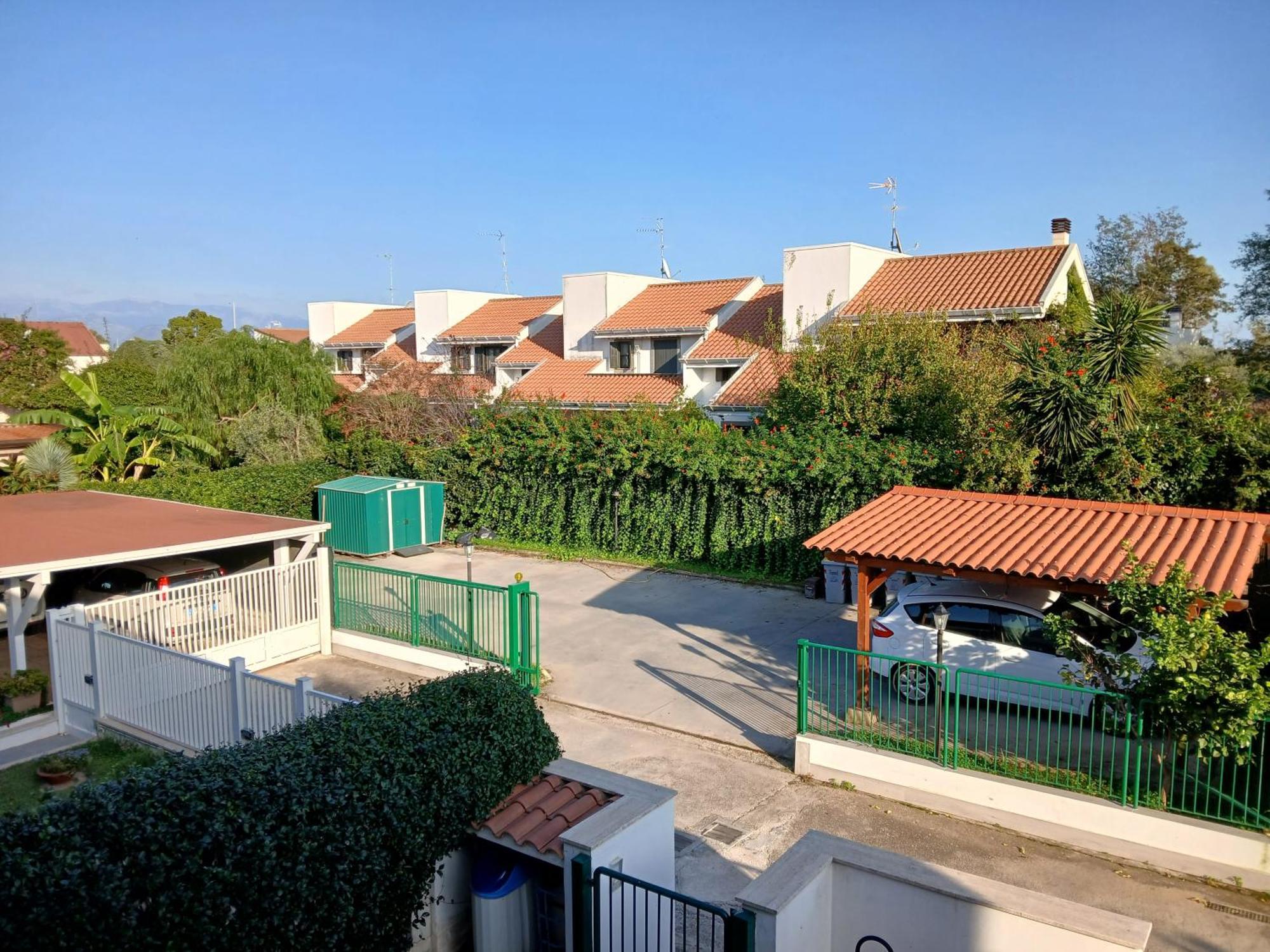 Villa La Casa Di Ale Latina Exterior foto